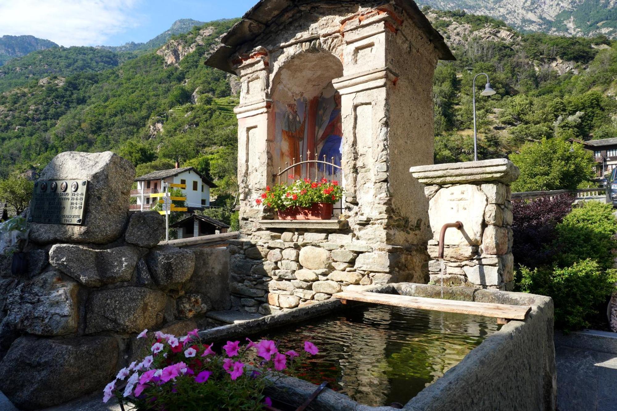 La Torre Colombaia - Monumento Del 1400 Διαμέρισμα Arnad Εξωτερικό φωτογραφία